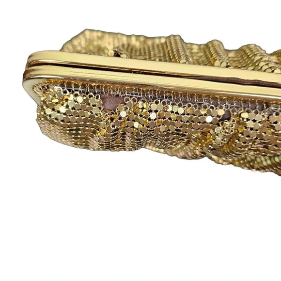 Steve Madden Gold Mesh Clutch Purse Mid Century Vintage Style - Picture 5 of 5